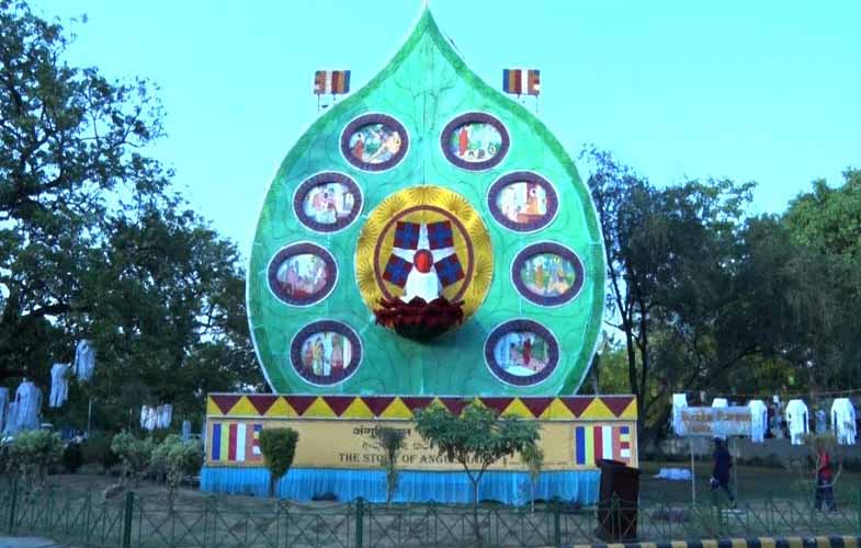 3-New-Dellhi-First-Wesak-Thorana-2017.jpg