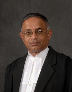 Jayampathy-Wickramaratne-full-kit4.jpg